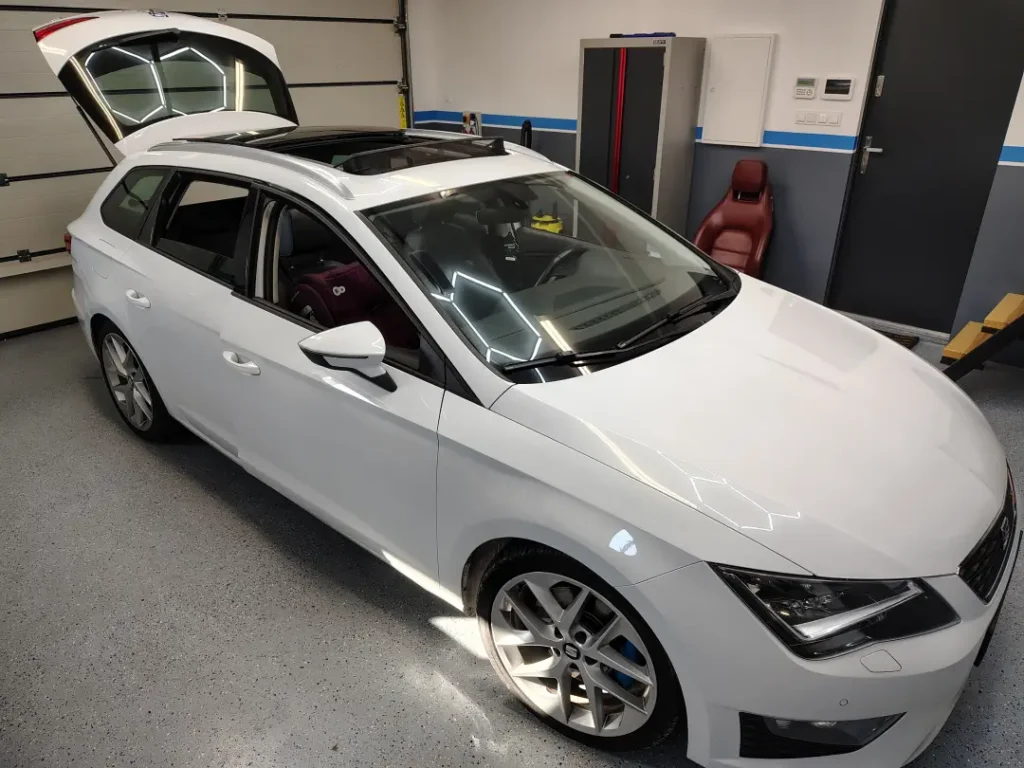 Naprawa szyberdachów VAG Rzeszów-naprawa szyberdachu w Audi Rzeszów-naprawa szyberdachu w Volkswagen-Seat- Rzeszów
